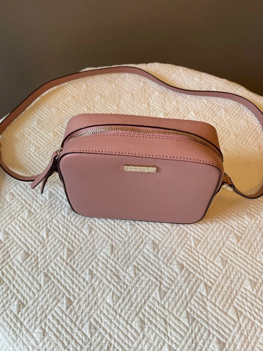 Kate Spade Newbury Lane Cammie crossbody bag in dusty peony pink
